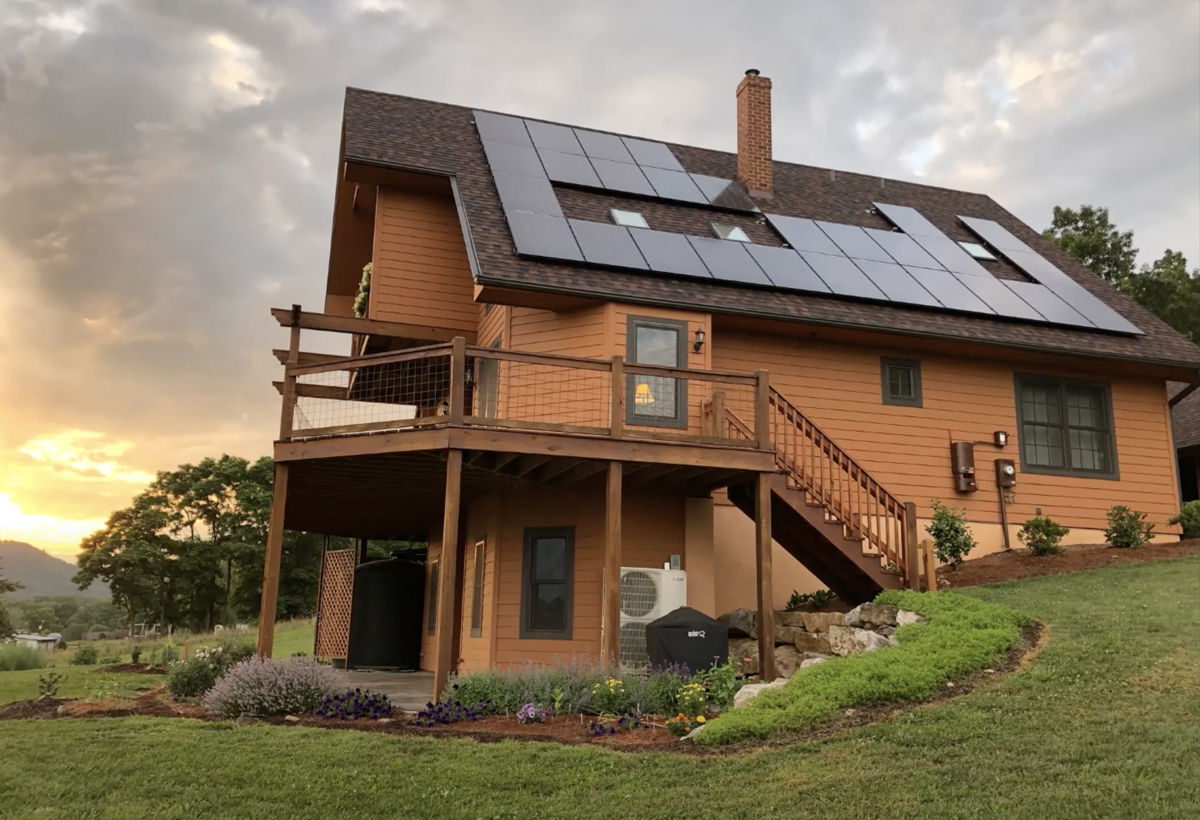 RENEWAIRE ERV FEATURE: RESOLVING UNHEALTHY AIR IN A SUPER-TIGHT HOUSE
